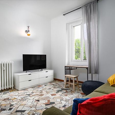 Ennio 8 - Bilocale Cool Apartment Милано Екстериор снимка