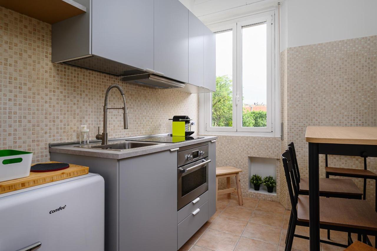 Ennio 8 - Bilocale Cool Apartment Милано Екстериор снимка