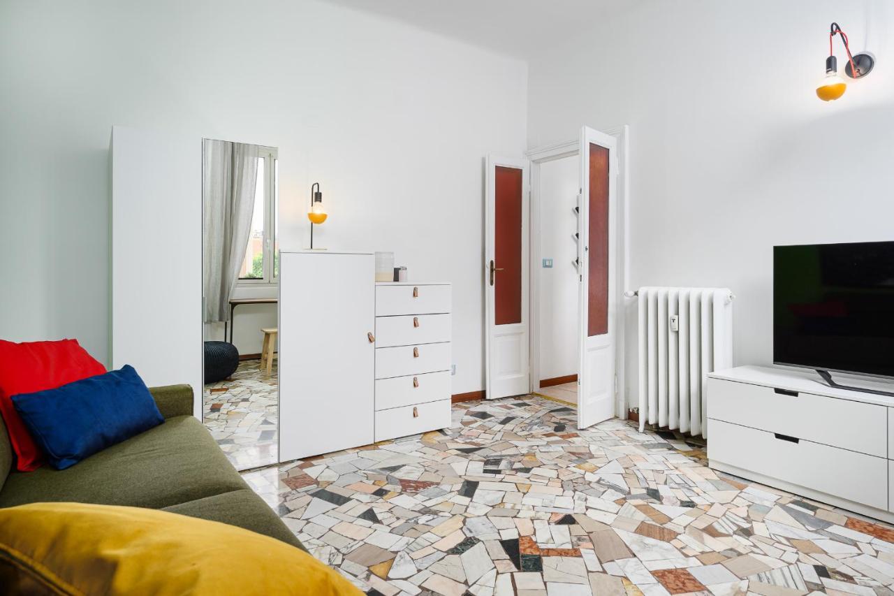 Ennio 8 - Bilocale Cool Apartment Милано Екстериор снимка
